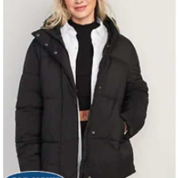 Old Navy petite Water-Resistant Hooded Puffer Jacket - Picture 1 of 5